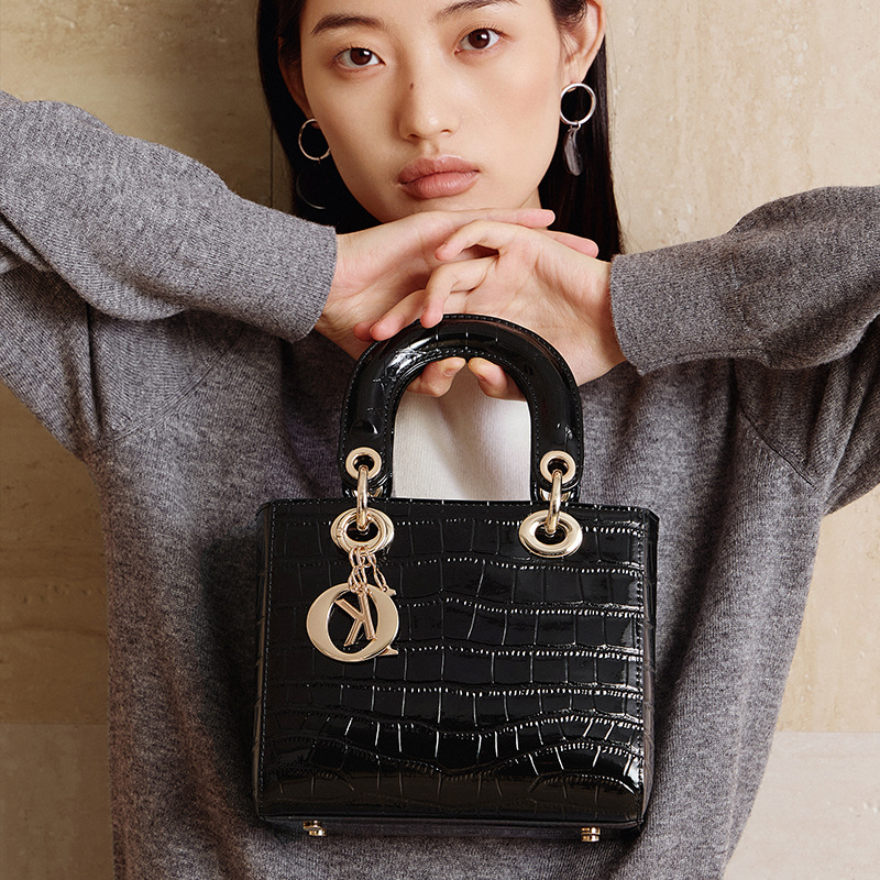 Women Bags Jw Pei - กระเป๋าสะพายข้างผู้หญิงขนาดเล็ก หนังแท้ 100% หรูหรา สีดำ 2026