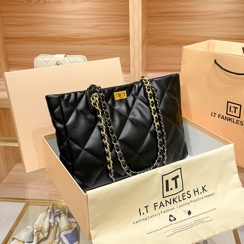Women Bags Jw Pei - 2026 กระเป๋าโท้ทแบบควิลท์ฮ่องกงใหม่, สายสะพายโซ่หนังแท้, กระเป๋าสะพายขนาดใหญ่, กระเป๋าถือแฟชั่นสุภาพสตรีที่หรูหราสำหรับใช้ในชีวิตประจำวัน