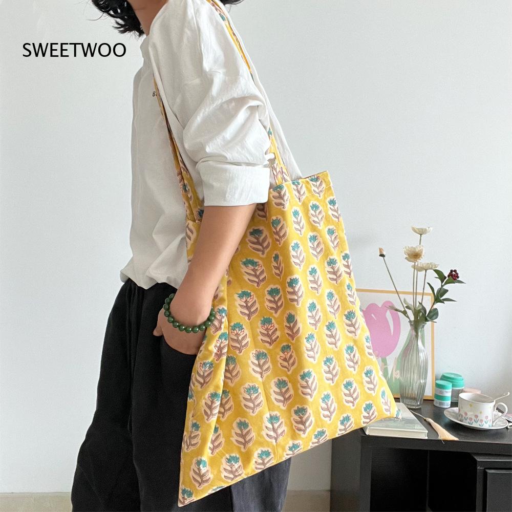 Women Bags India - กระเป๋าผ้าทอเนื้อนุ่มลายพืชพรรณสไตล์วินเทจ ลายพิมพ์บล็อกอินเดีย ความจุขนาดใหญ่ เหมาะสำหรับเดินทางและพกพา