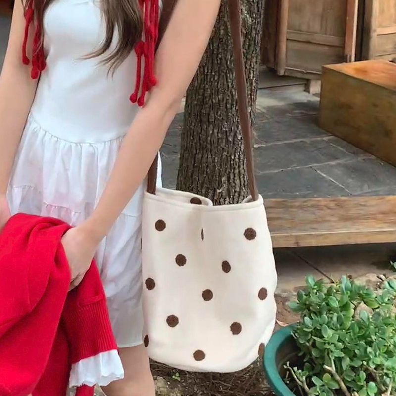 กระเป๋าถือทรงบัคเก็ตผ้าขนสัตว์ - Women'S Bags New Look บทวิจารณ์และราคา
